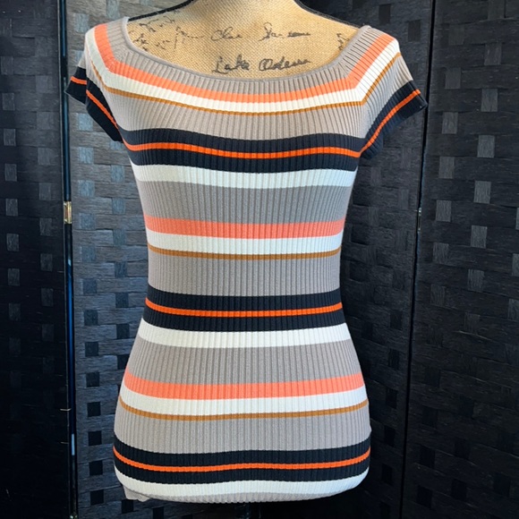 H&M Off-the-shoulder top - Mole/Striped EUC. - Picture 11 of 17